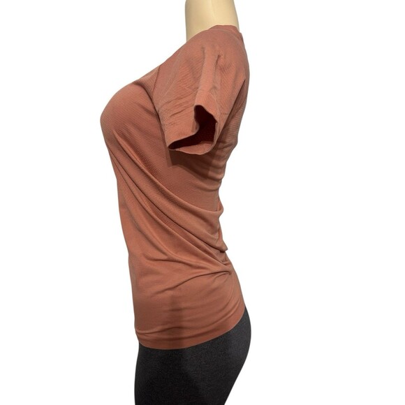Lululemon Top Women's Ancient Copper Run Swiftly Tech Short Sleeve Shirt Size 6 - Picture 8 of 9